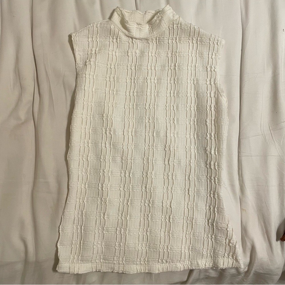 MAX STUDIO London Cream BOHO Sleeveless Mock Neck Top Textured Blouse